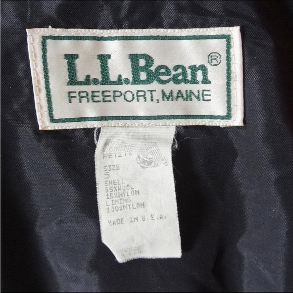 Vintage LL Bean Red Plaid Hooded Wool Coat with Fringe - Picture 9 of 10